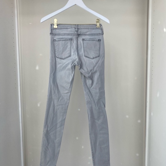 Frame Mid Rise skinny Jean - Picture 2 of 3